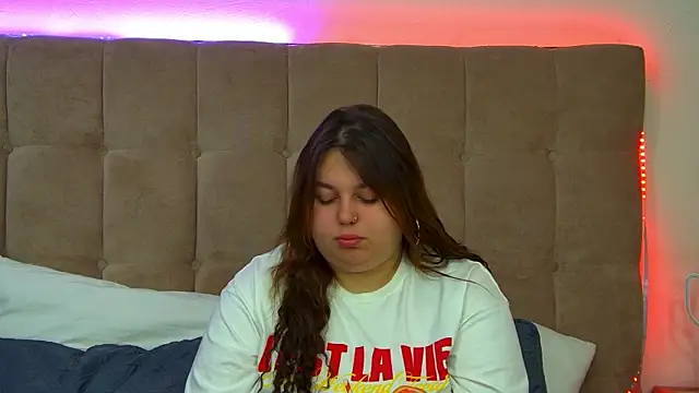 LillianKim online show from 09-18-25, 06:32