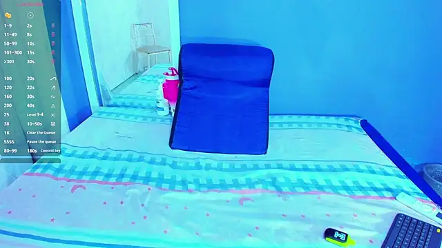 MAILYN ER online show from 03-21-25, 08:29