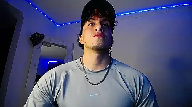 strongboy  online show from 12-24-24, 05:27