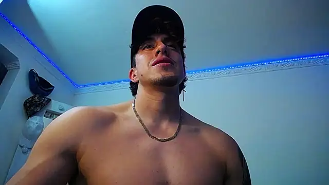 strongboy  online show from 01-24-25, 01:35