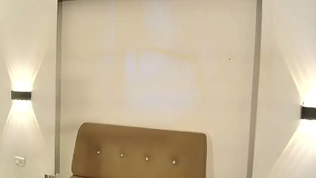 Snapshot of xGenesis_Miller_ chatting on 10-31-25, 09:05 xGenesis Miller  online show from 10-31-25, 09:05