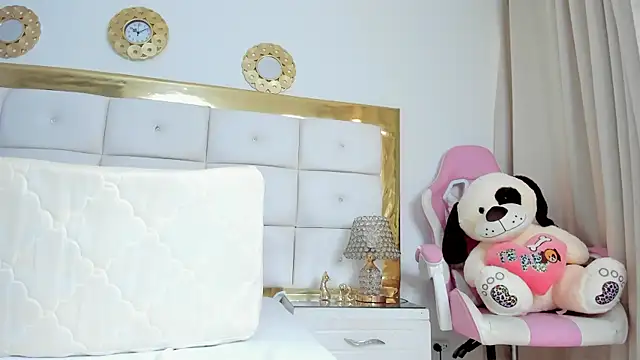 Snapshot of KendalStallyon chatting on 03-20-25, 05:04 KendalStallyon online show from 03-20-25, 05:04