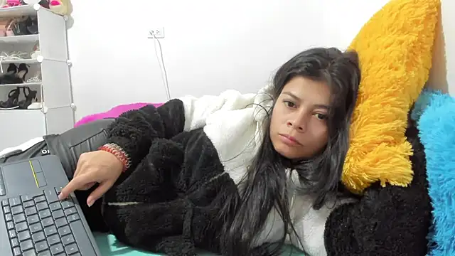 sweetnia online show from 10-02-25, 12:50