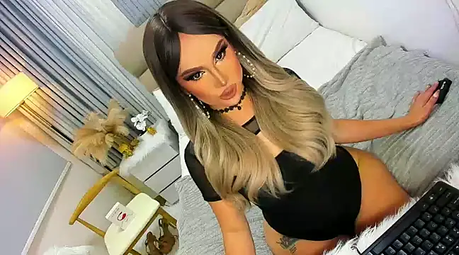Snapshot of yourbabygoddess chatting on 12-18-24, 01:59 yourbabygoddess online show from 12-18-24, 01:59
