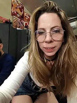 OnnaaH online show from 11-19-25, 02:17