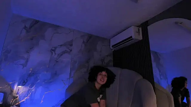 Katemoss70 online show from 04-18-26, 12:20