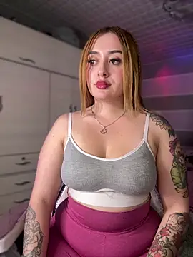 Sam Thompsoon  online show from 10-09-25, 02:20