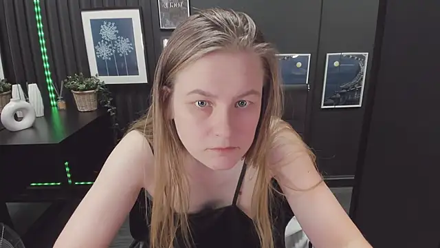 JadeSoft online show from 03-19-25, 01:10