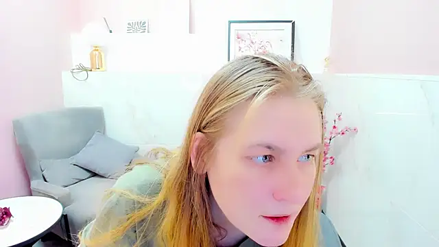 JadeSoft online show from 12-14-25, 01:27