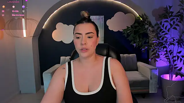 MartinnaBonnet online show from 12-05-24, 04:55