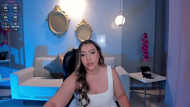 MartinnaBonnet online show from 01-23-25, 03:54