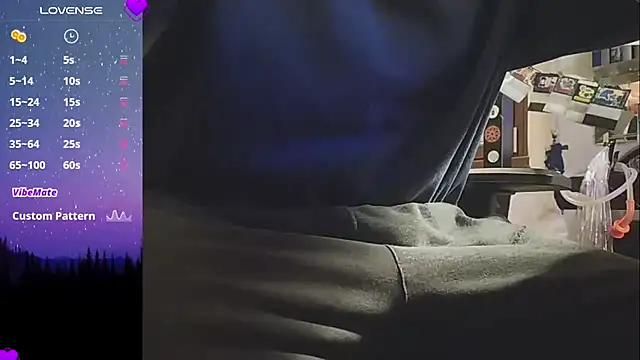 Snapshot of Purple_Flamingo chatting on 03-01-26, 06:21 Purple Flamingo online show from 03-01-26, 06:21