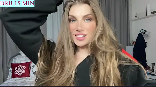 Snapshot of Just_alice chatting on 01-26-25, 11:06 Just alice online show from 01-26-25, 11:06