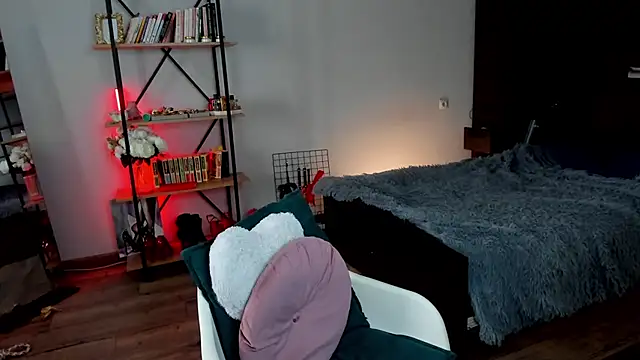 Snapshot of Aleksa_Foxy chatting on 03-08-25, 04:34 Aleksa Foxy online show from 03-08-25, 04:34