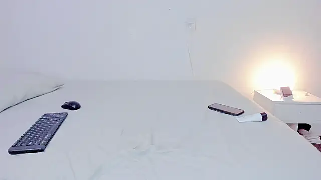 Amelia75 online show from 01-24-25, 11:34