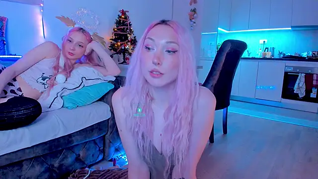 AlexRoseLiRed online show from 12-18-24, 11:08