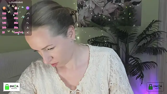 Queenymel online show from 05-26-26, 05:53