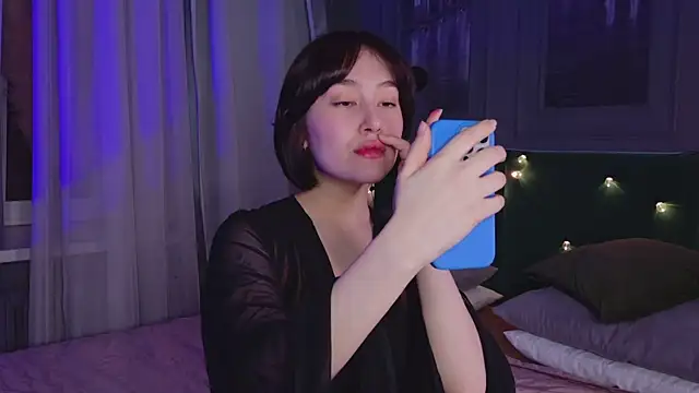 So audrey online show from 12-06-24, 05:42