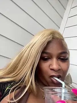 Snapshot of BigFineSelena chatting on 03-01-25, 06:54 BigFineSelena online show from 03-01-25, 06:54