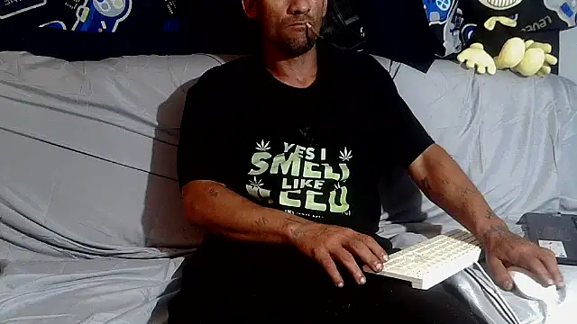 goodick4u28 online show from 04-11-26, 04:17