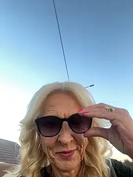 Snapshot of adella13 chatting on 09-20-25, 03:57 adella13 online show from 09-20-25, 03:57