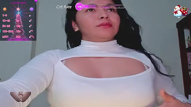 Snapshot of sophiie_93 chatting on 12-23-24, 10:55 sophiie 93 online show from 12-23-24, 10:55