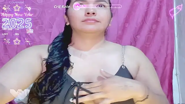 Snapshot of sophiie_93 chatting on 11-29-25, 04:32 sophiie 93 online show from 11-29-25, 04:32