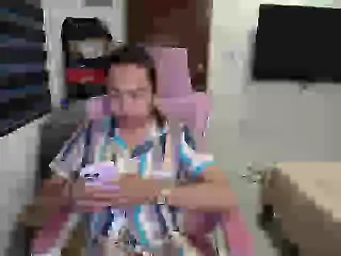 Snapshot of Your_PrettyGirlxxx chatting on 02-26-26, 09:19 Your PrettyGirlxxx online show from 02-26-26, 09:19