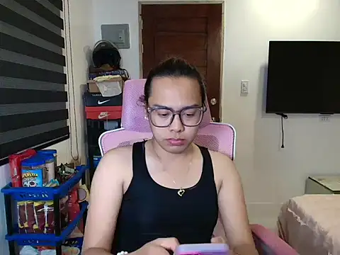 Snapshot of Your_PrettyGirlxxx chatting on 03-09-26, 12:42 Your PrettyGirlxxx online show from 03-09-26, 12:42