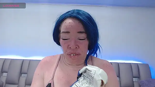 Kittywhiteass online show from 02-19-26, 12:06