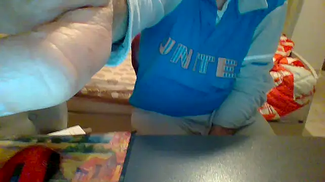 Snapshot of Setesesso7 chatting on 01-19-25, 04:46 Setesesso7 online show from 01-19-25, 04:46