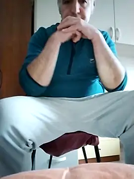 Snapshot of Setesesso7 chatting on 11-01-25, 11:12 Setesesso7 online show from 11-01-25, 11:12