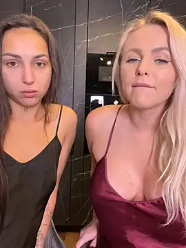 Snapshot of Keep_us_wild chatting on 12-19-24, 09:07 Keep us wild online show from 12-19-24, 09:07