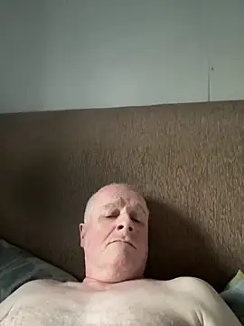 Snapshot of locallad88 chatting on 01-03-25, 03:55 locallad88 online show from 01-03-25, 03:55