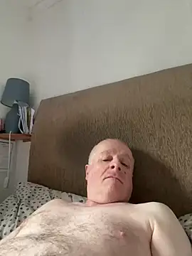 Snapshot of locallad88 chatting on 01-31-25, 09:59 locallad88 online show from 01-31-25, 09:59