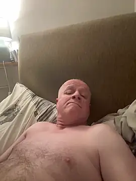 Snapshot of locallad88 chatting on 11-13-25, 05:23 locallad88 online show from 11-13-25, 05:23