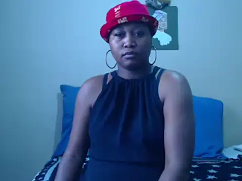 Snapshot of EbonySeductressx chatting on 03-10-25, 04:03 EbonySeductressx online show from 03-10-25, 04:03