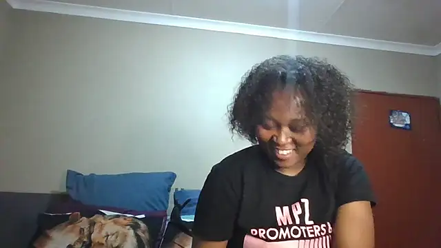 Snapshot of EbonySeductressx chatting on 09-30-25, 06:13 EbonySeductressx online show from 09-30-25, 06:13