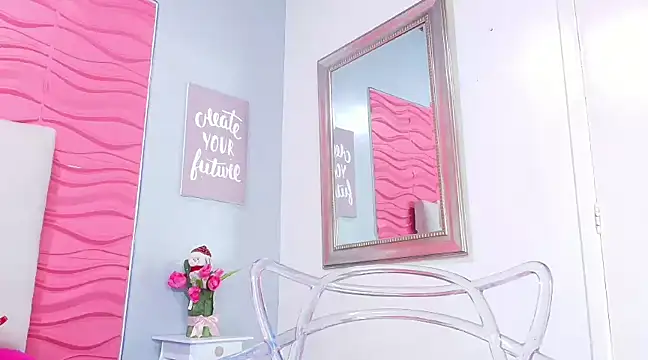 Snapshot of _Valeria_Brown chatting on 12-30-24, 11:06 Valeria Brown online show from 12-30-24, 11:06