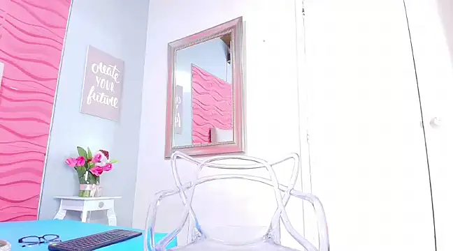 Snapshot of _Valeria_Brown chatting on 01-01-25, 08:13 Valeria Brown online show from 01-01-25, 08:13