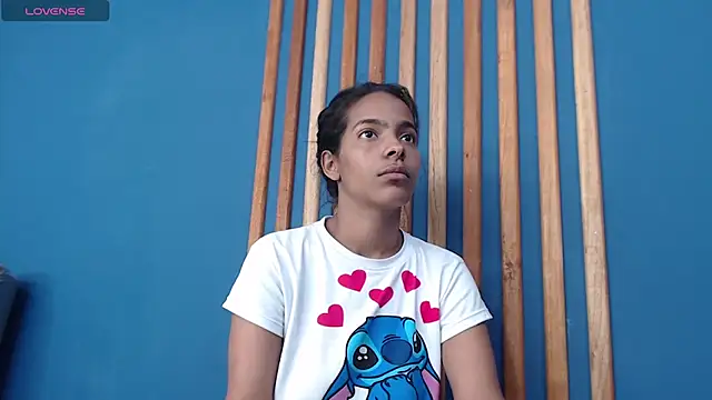 Snapshot of _Valeria_Brown chatting on 01-16-25, 12:23 Valeria Brown online show from 01-16-25, 12:23