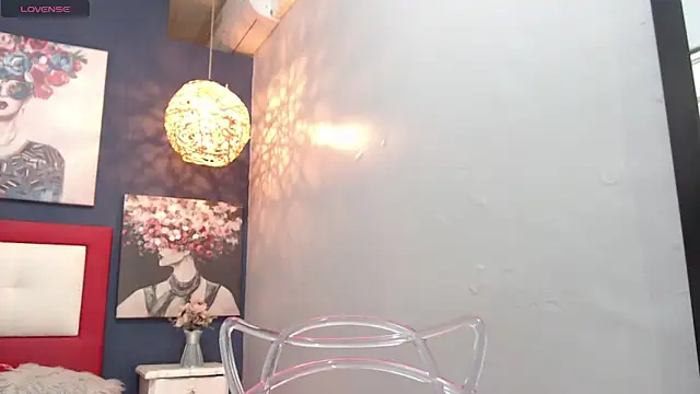 Snapshot of _Valeria_Brown chatting on 01-25-25, 08:31 Valeria Brown online show from 01-25-25, 08:31