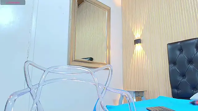 Snapshot of _Valeria_Brown chatting on 09-11-25, 08:53 Valeria Brown online show from 09-11-25, 08:53