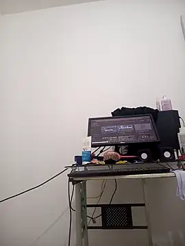 CASADASIGILO2 online show from 10-17-25, 04:15