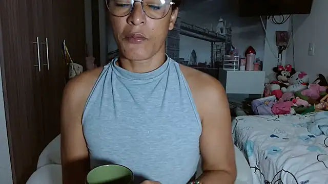 Snapshot of kateleyagrey chatting on 12-20-24, 10:27 kateleyagrey online show from 12-20-24, 10:27