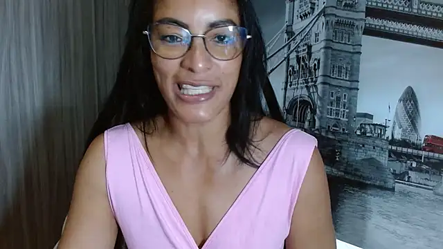 Snapshot of kateleyagrey chatting on 12-29-24, 11:40 kateleyagrey online show from 12-29-24, 11:40