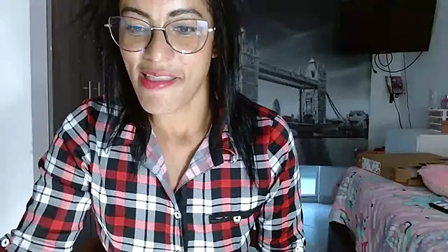 Snapshot of kateleyagrey chatting on 01-17-25, 10:56 kateleyagrey online show from 01-17-25, 10:56