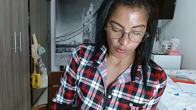 Snapshot of kateleyagrey chatting on 01-29-25, 12:12 kateleyagrey online show from 01-29-25, 12:12