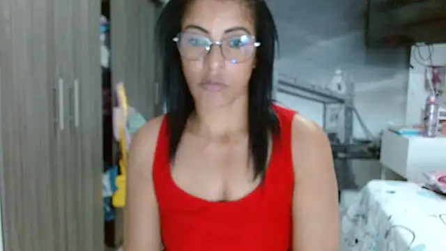 Snapshot of kateleyagrey chatting on 02-07-25, 01:47 kateleyagrey online show from 02-07-25, 01:47