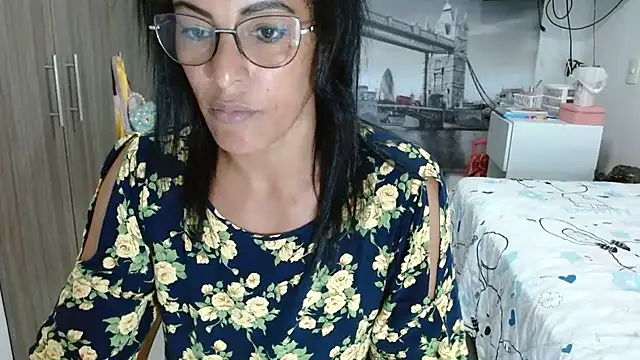 Snapshot of kateleyagrey chatting on 02-09-25, 02:06 kateleyagrey online show from 02-09-25, 02:06